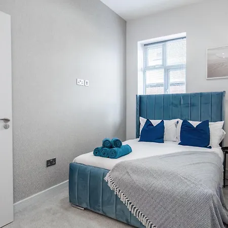 Modern & Stylish Apartments Didcot With Free Wifi Exterior photo