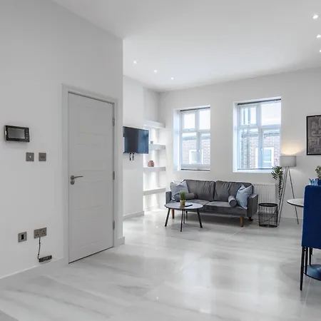 Modern & Stylish Apartments Didcot With Free Wifi Exterior photo