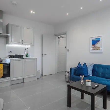 Modern & Stylish Apartments Didcot With Free Wifi Exterior photo