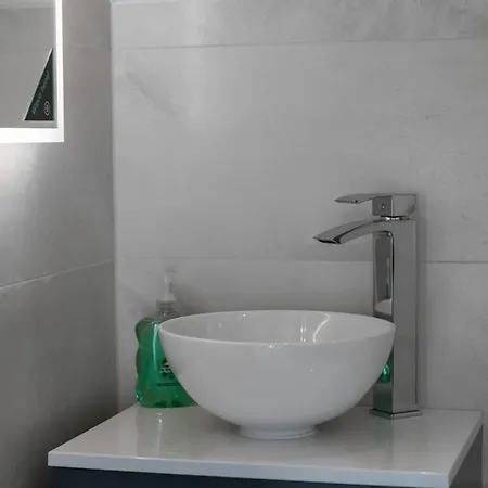 Modern & Stylish Apartments Didcot With Free Wifi Exterior photo