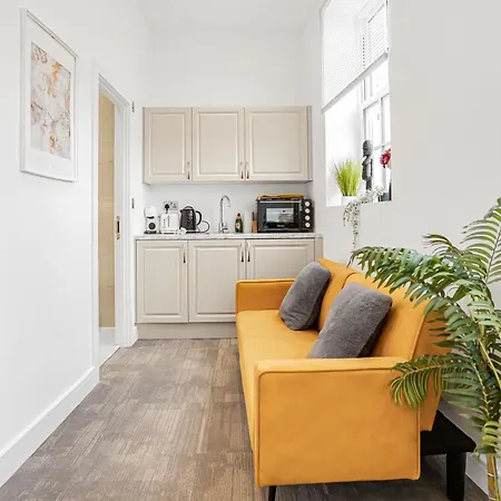 Modern & Stylish Apartments Didcot With Free Wifi Exterior photo
