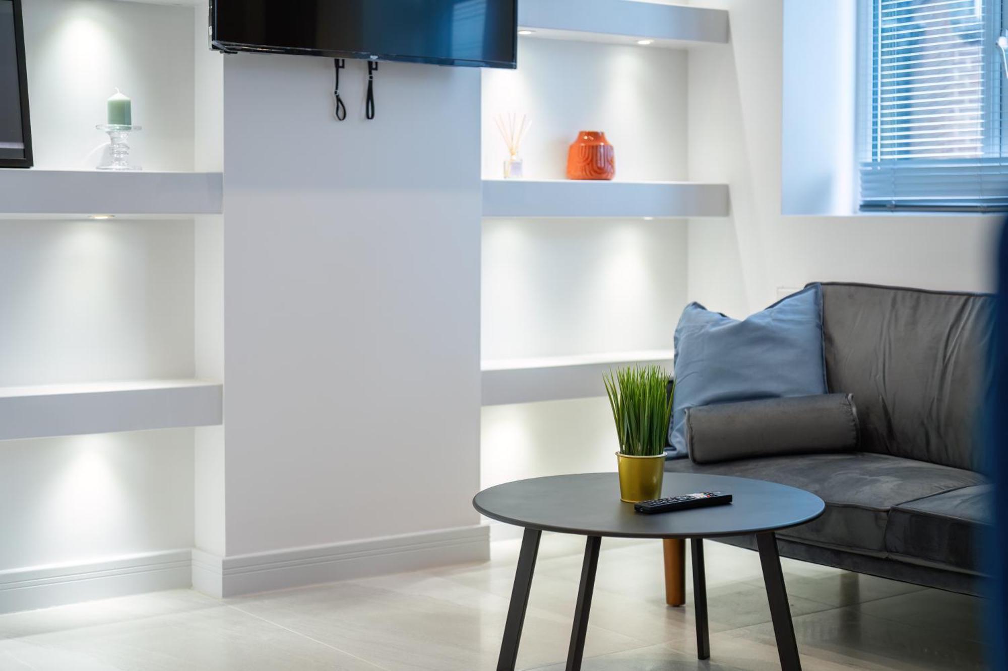 Modern & Stylish With Free Wifi *