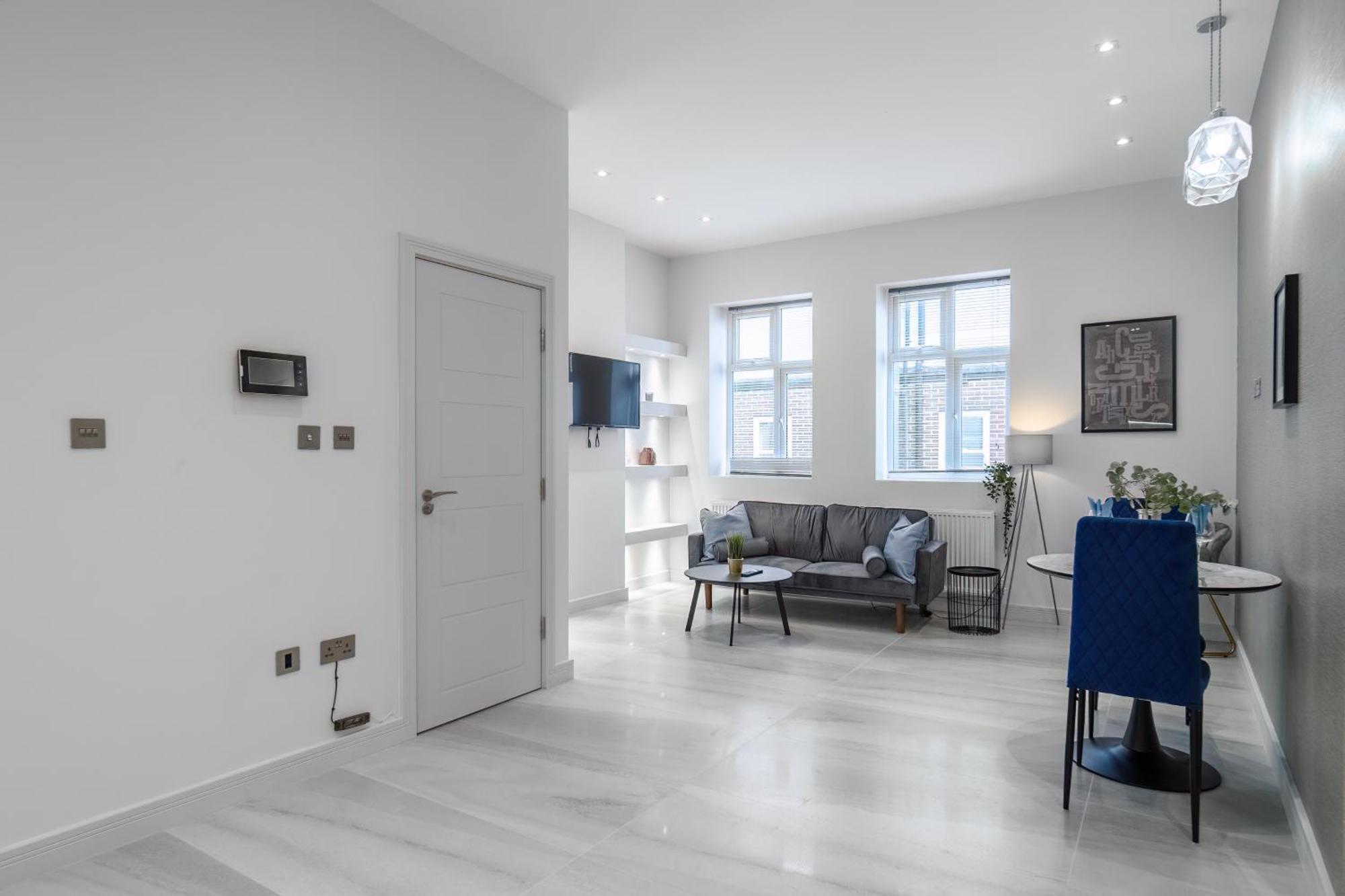 Apartment Modern & Stylish With Free Wifi *