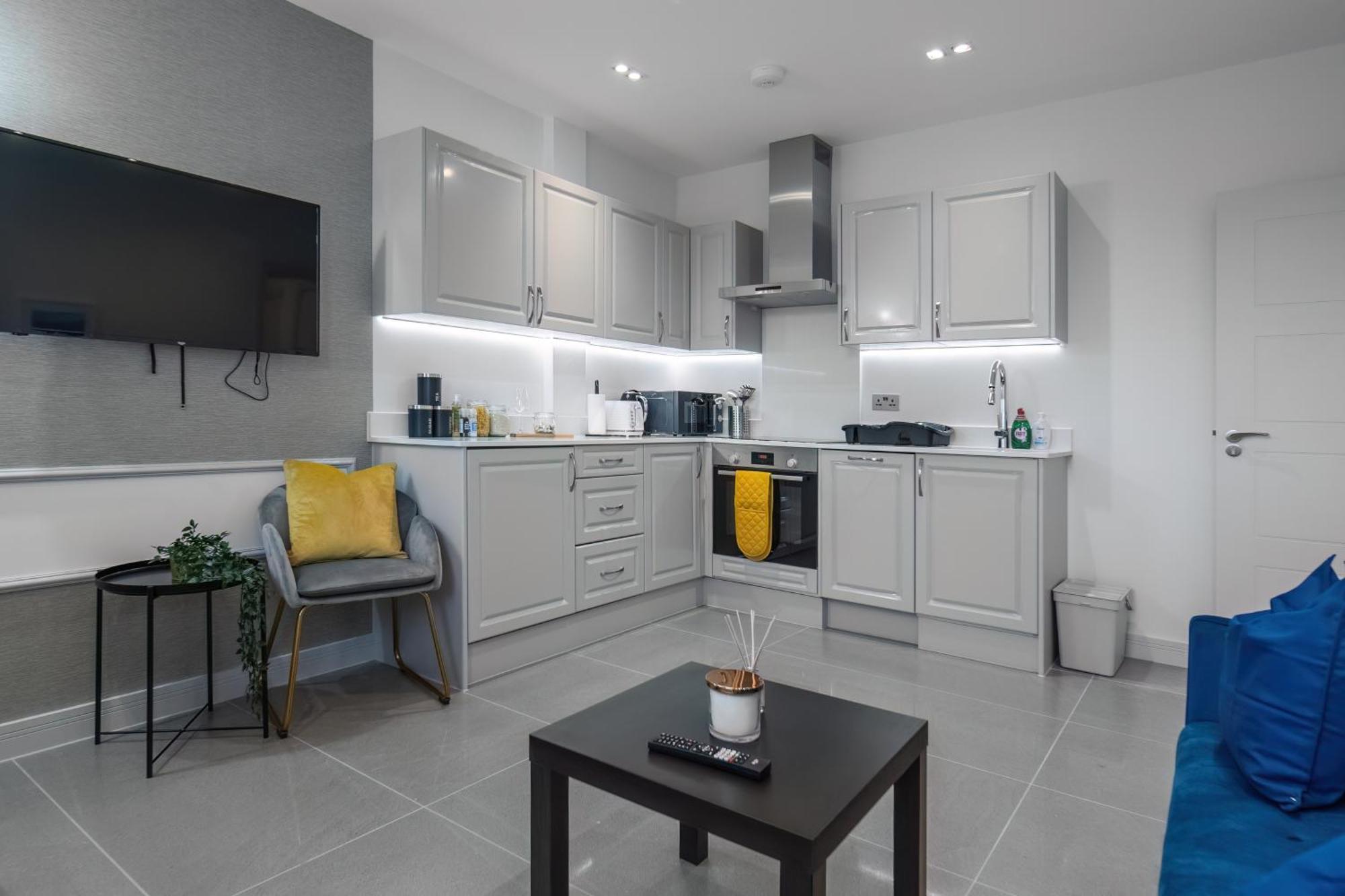 Modern & Stylish With Free Wifi Apartment