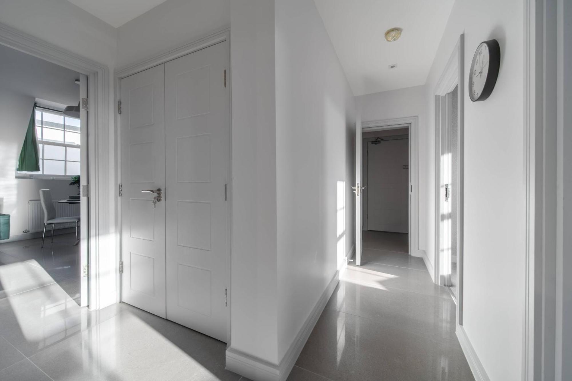 Modern & Stylish With Free Wifi Apartment