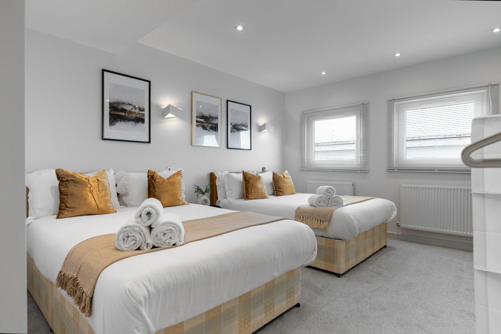 Modern & Stylish With Free Wifi Apartment