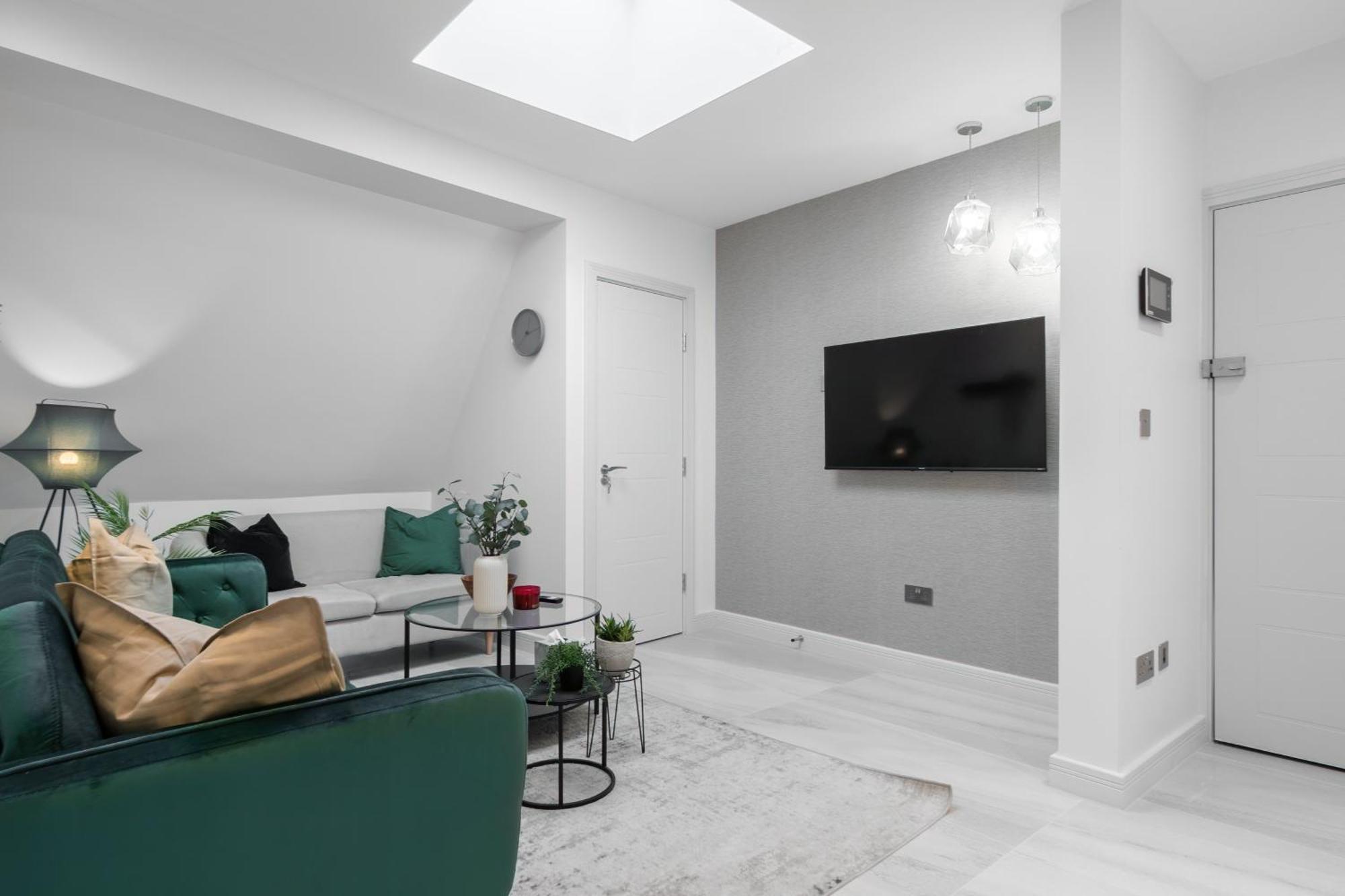 Apartment Modern & Stylish With Free Wifi *